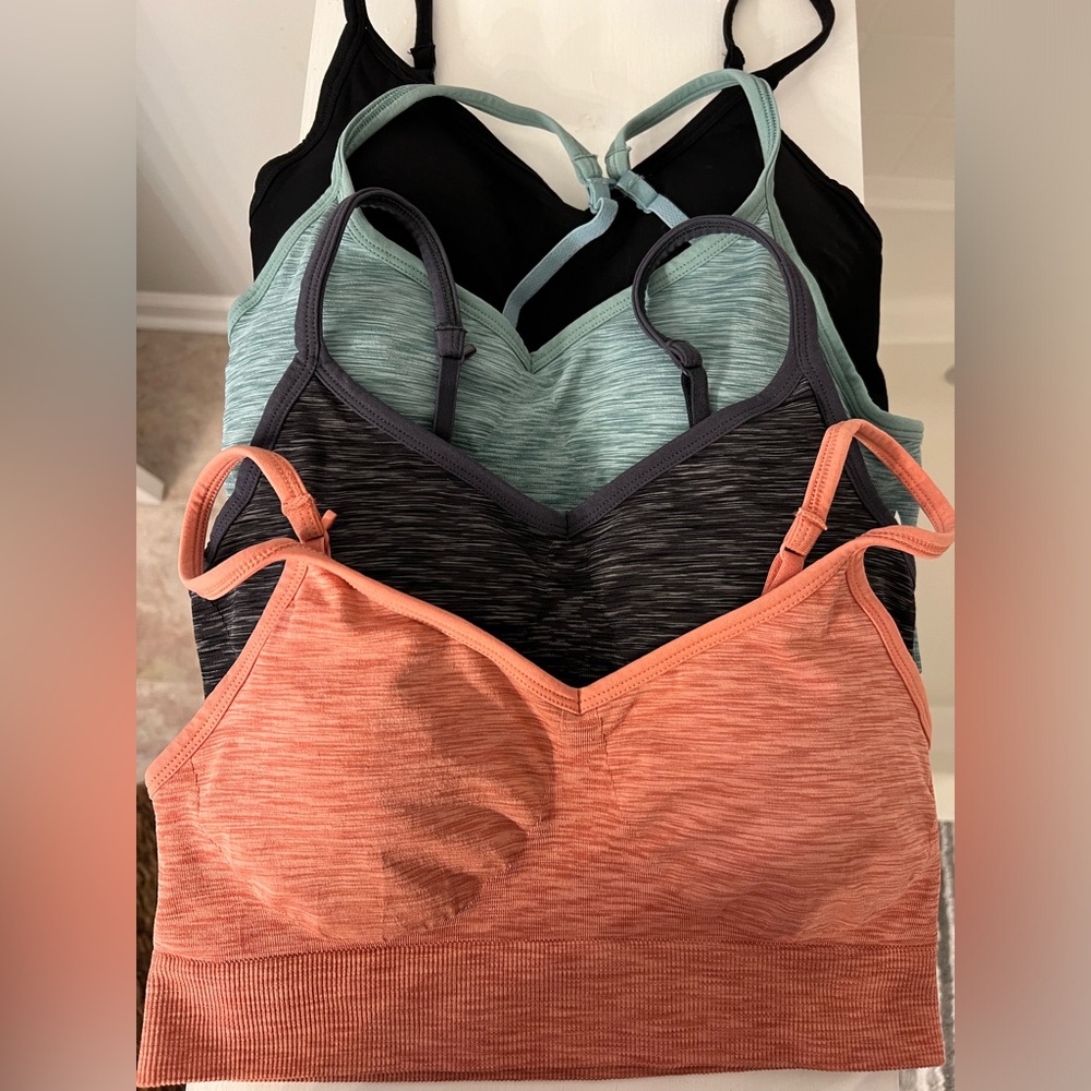 Set of 4 Old Navy sports bras